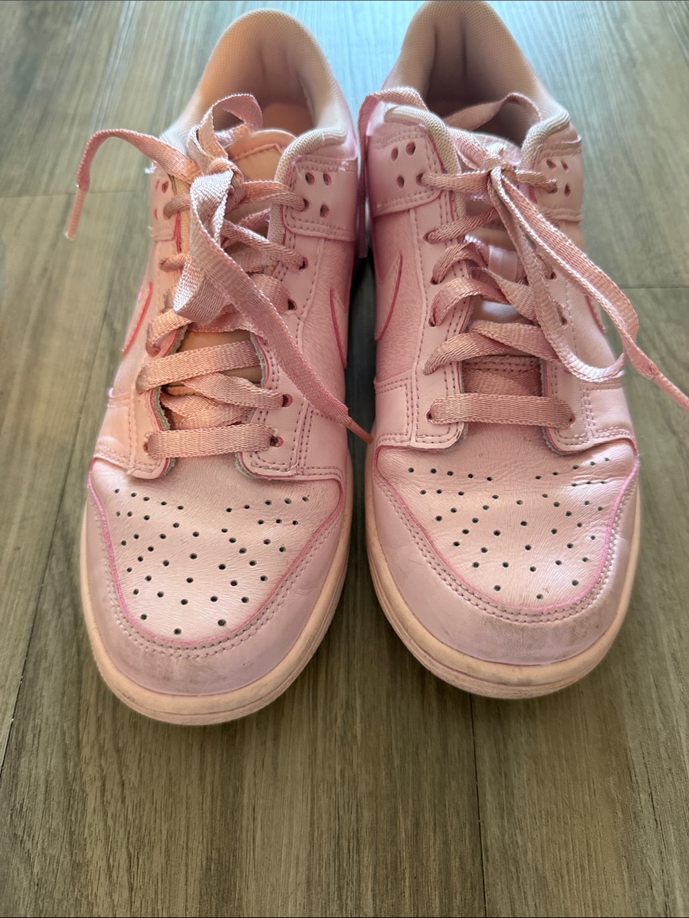 Nike Dunk Low- Prism Pink Size 5Y (approximately women’s 7)